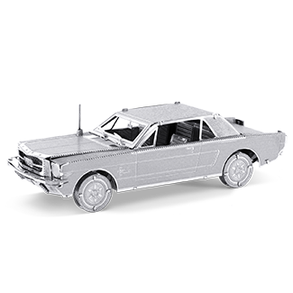 Zusammengebauter 1965 Mustang Coupe