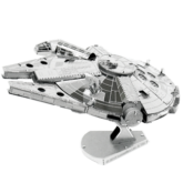 Zusammengebauter Millennium Falcon