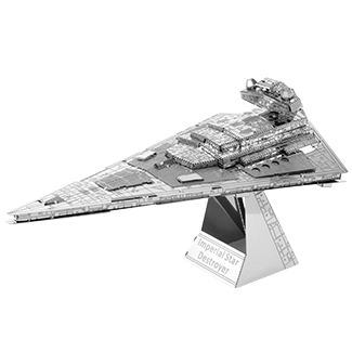 Zusammengebauter Imperial Star Fighter